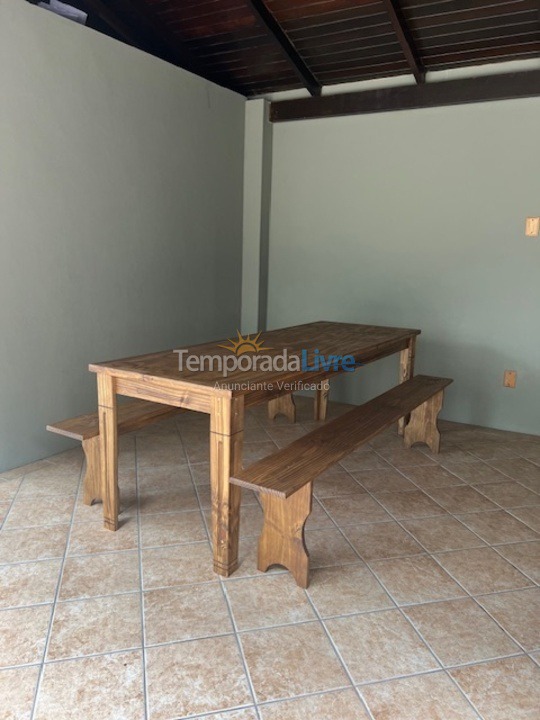 Casa para aluguel de temporada em São Francisco do Sul (Enseada)