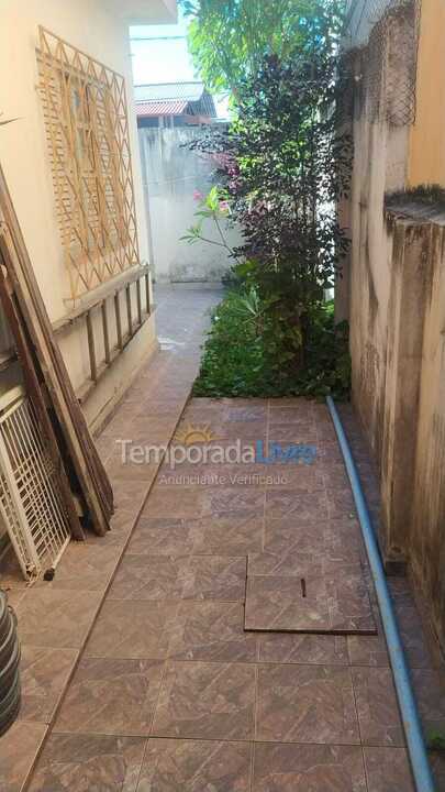 Casa para aluguel de temporada em Marataízes (Centro)