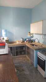 Casa com varanda a 200 m da praia