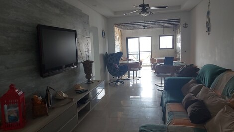 APT ATICO CON PISCINA PRIVADA