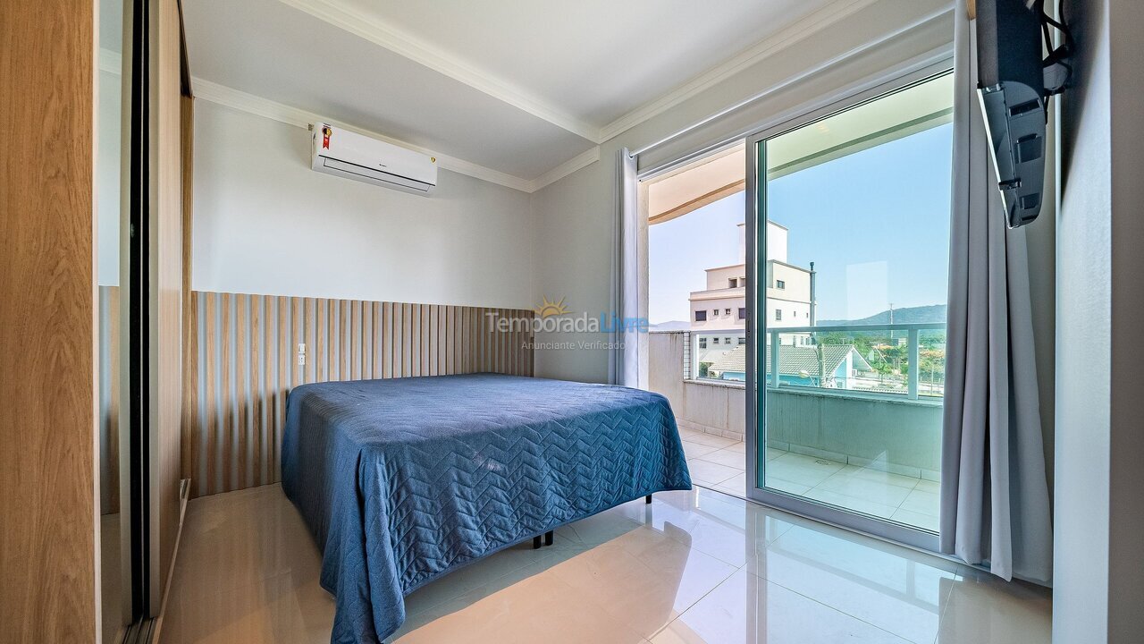 Apartamento para aluguel de temporada em Bombinhas (Canto Grande)