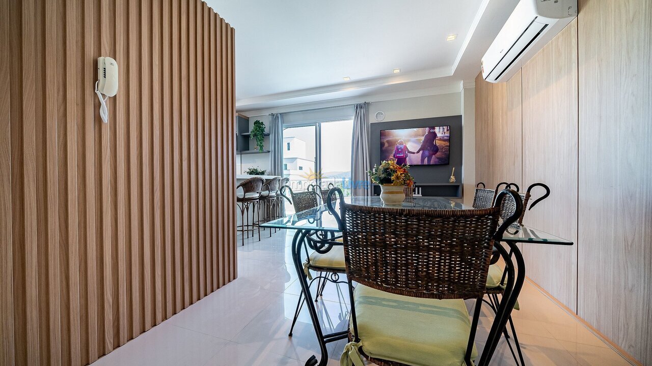 Apartamento para aluguel de temporada em Bombinhas (Canto Grande)