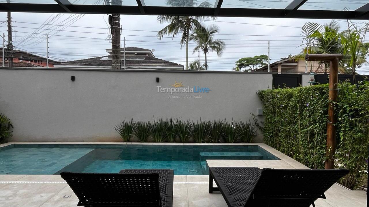 House for vacation rental in São Sebastião (Praia de Juquey)