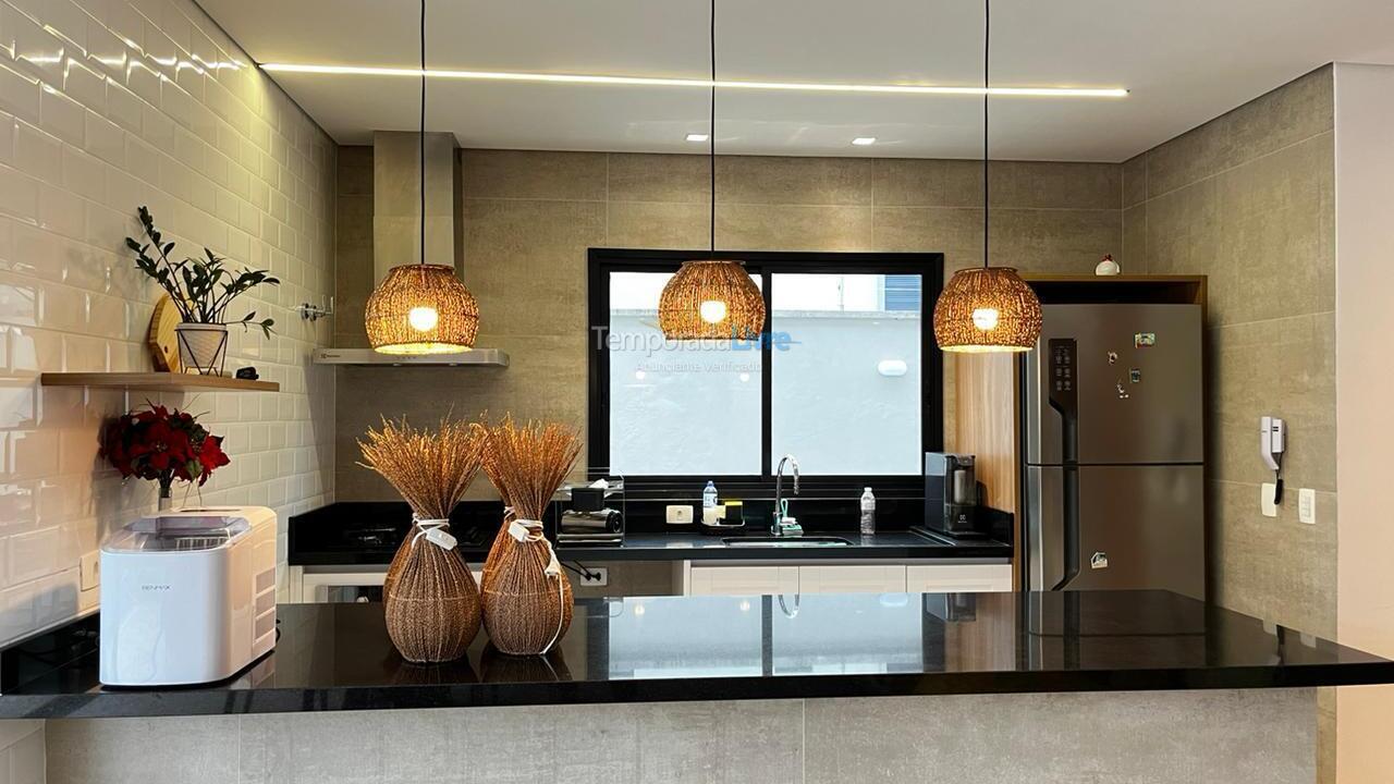 House for vacation rental in São Sebastião (Praia de Juquey)