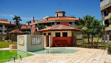 EXCELENTE APARTAMENTO COM PISCINA CONDOMINIO FRENTE O MAR NOS INGLESES
