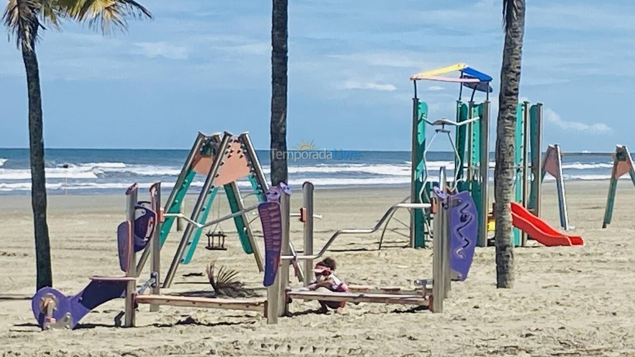 Apartamento para alquiler de vacaciones em Praia Grande (Vila Tupi)