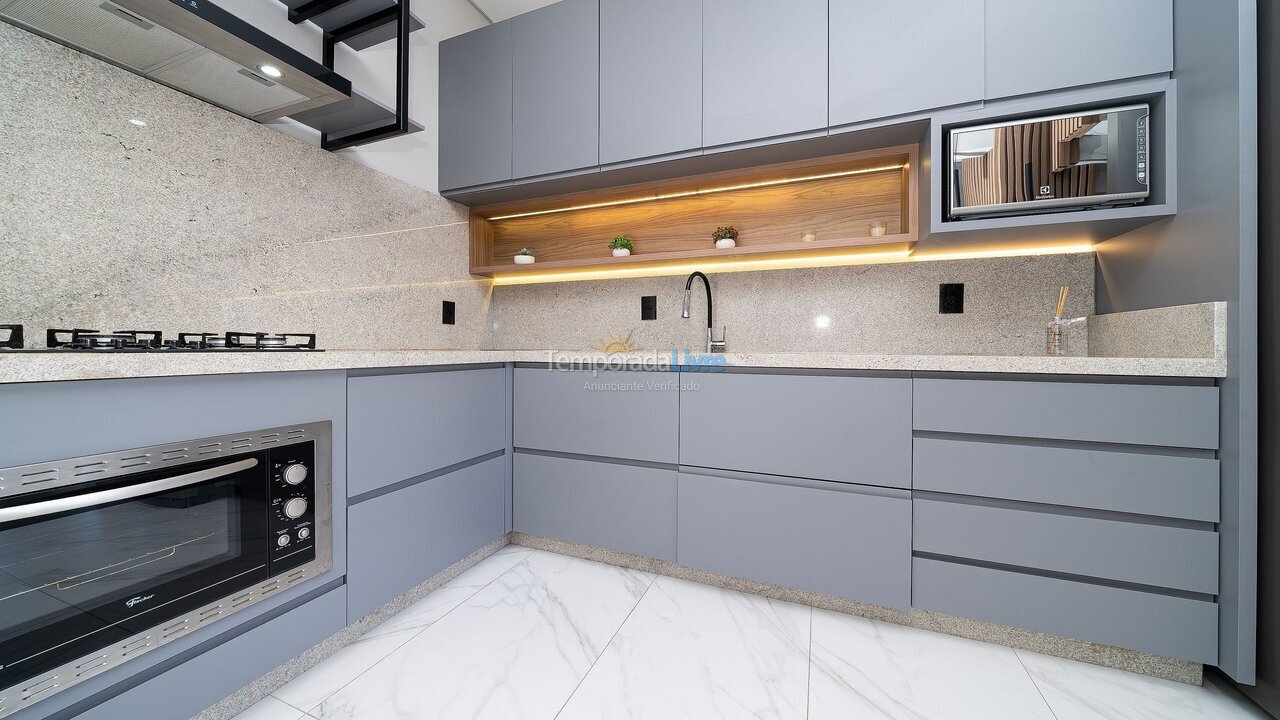 Casa para alquiler de vacaciones em Bombinhas (Canto Grande)