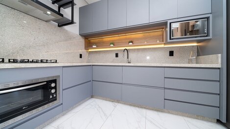 292 - Casa de lujo con piscina en Mariscal, 04 habitaciones, ideal para...