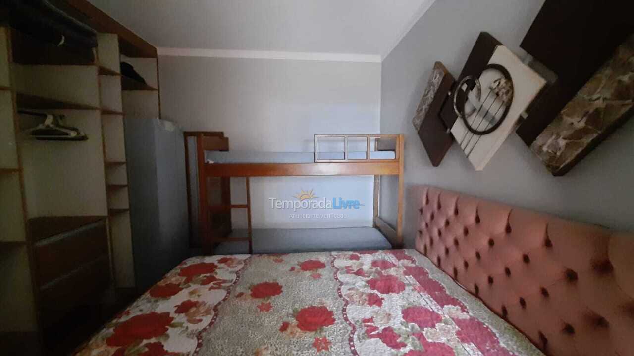 Apartamento para aluguel de temporada em Bertioga (Boraceia)
