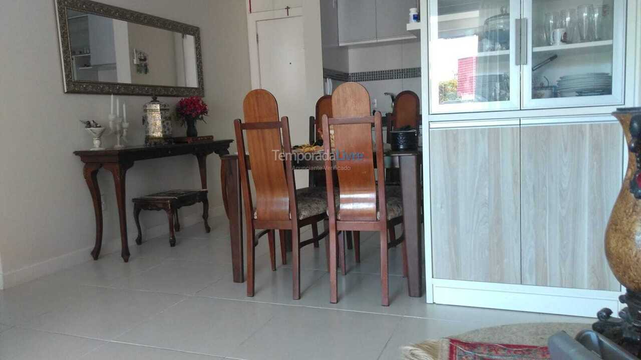 Apartamento para aluguel de temporada em Florianopolis (Praia dos Ingleses)