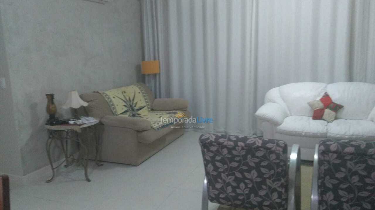 Apartamento para aluguel de temporada em Florianopolis (Praia dos Ingleses)