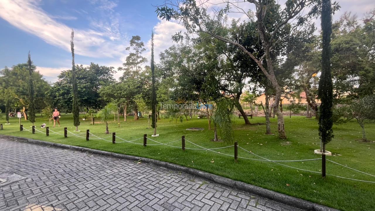 Apartamento para aluguel de temporada em Florianopolis (Praia dos Ingleses)