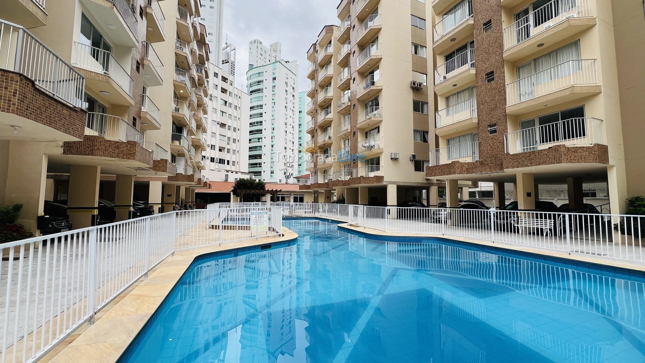 Apartamento para aluguel de temporada em Balneário Camboriú (Centro)