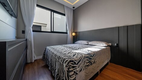 292 - Casa de lujo con piscina en Mariscal, 04 habitaciones, ideal para...