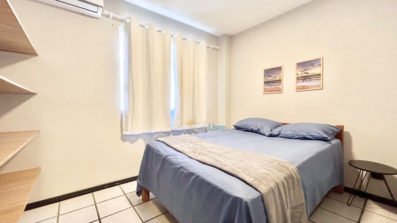 Chácara / sítio para aluguel de temporada em Bombinhas (Praia de Bombas)