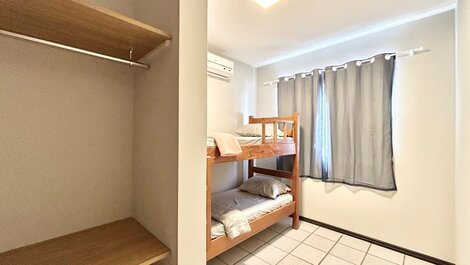 005- Apartment with 2 bedrooms on Bombas beach