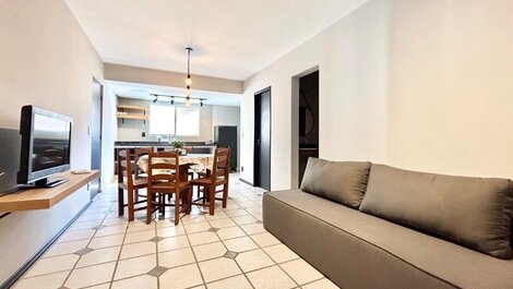 005- Apartment with 2 bedrooms on Bombas beach