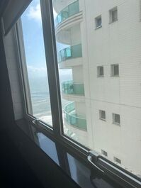 261 APTO ED FRENTE AO MAR 2 SUITES 3 BANHEIROS