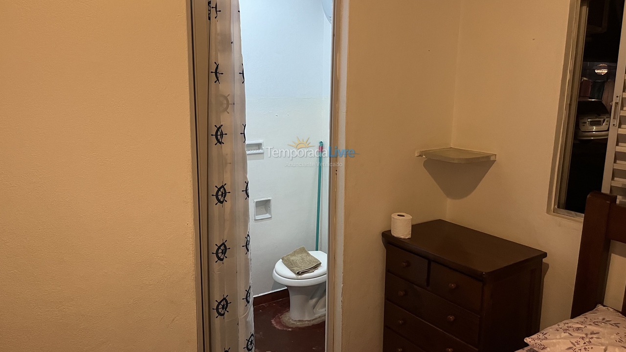 Casa para aluguel de temporada em Ubatuba (Enseada)