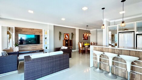 268 - Excelente apartamento de 3 habitaciones, bien ubicado a 50...