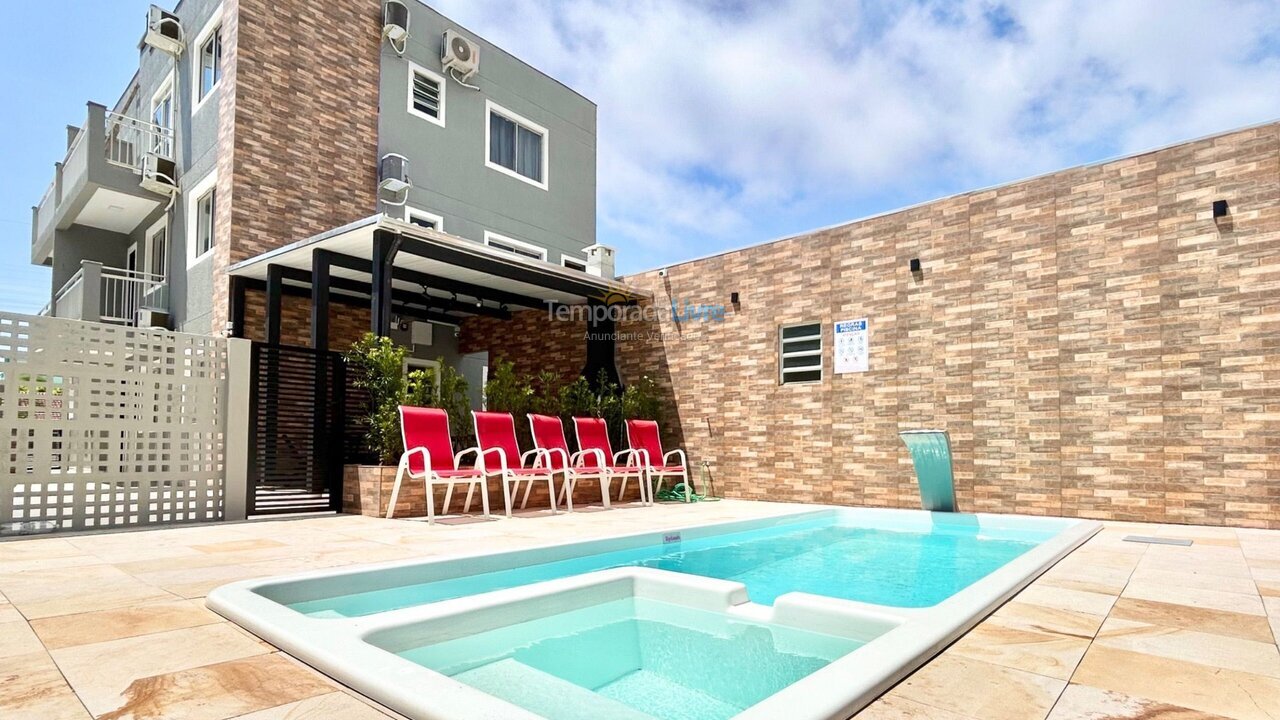 Apartamento para alquiler de vacaciones em Bombinhas (Praia de Bombas)