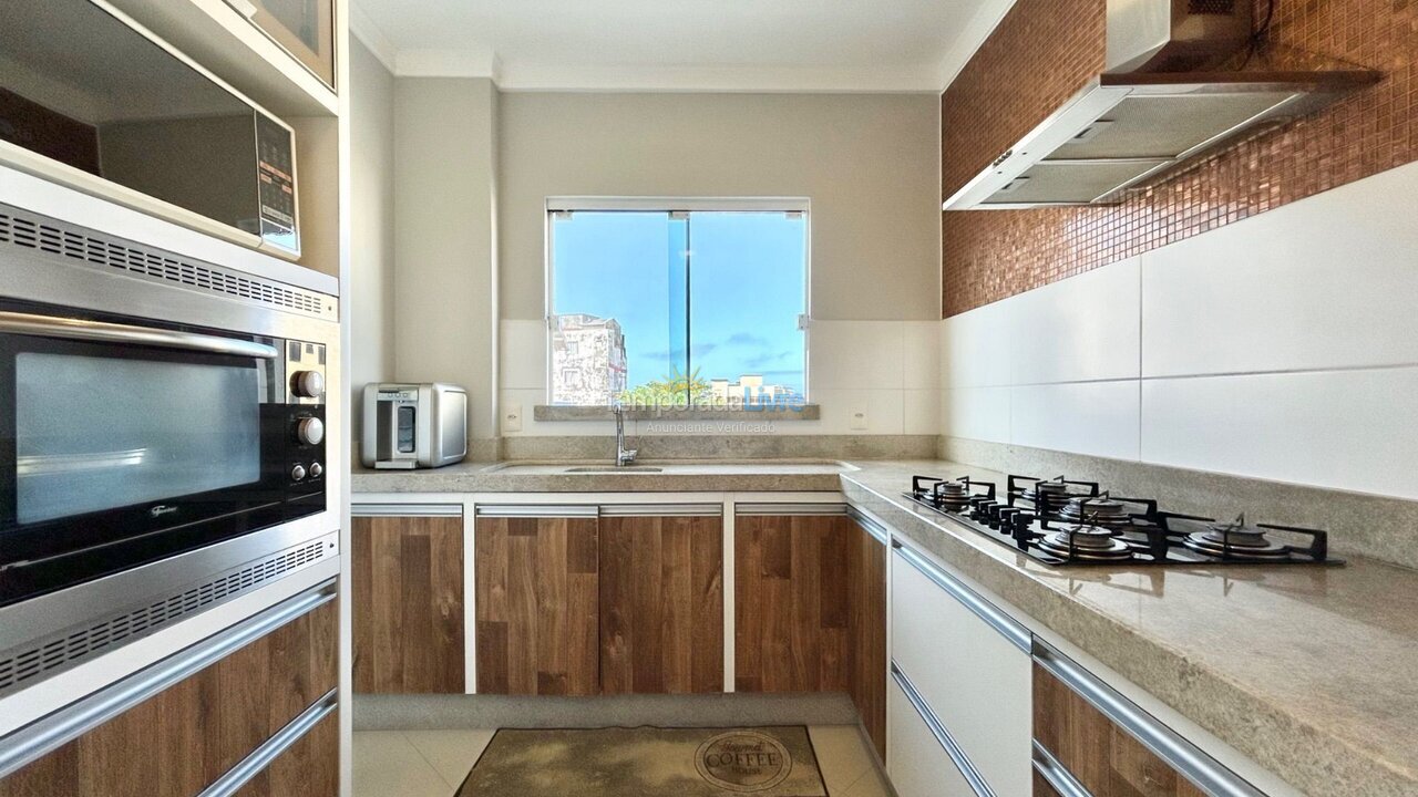 Apartamento para alquiler de vacaciones em Bombinhas (Praia de Bombas)