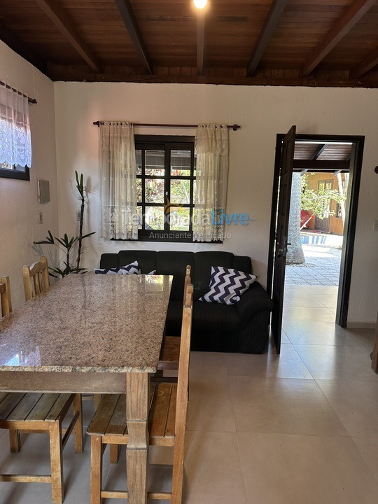 Casa para aluguel de temporada em Garopaba (Praia da Ferrugem)