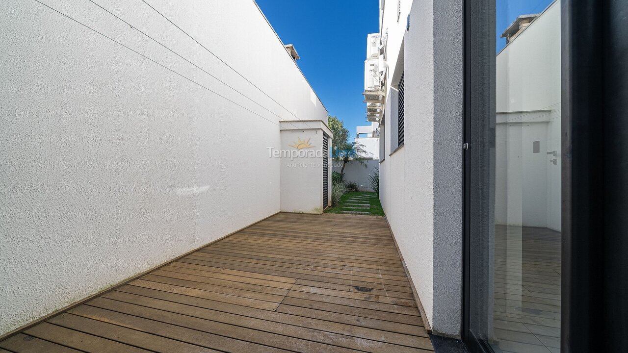 Casa para alquiler de vacaciones em Bombinhas (Canto Grande)