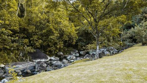 Farm with house and lawn for camping party area for 50 people