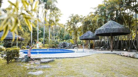 Farm with house and lawn for camping party area for 50 people