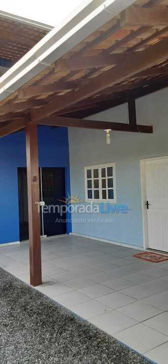 Casa para aluguel de temporada em São Francisco do Sul (Ubatuba)