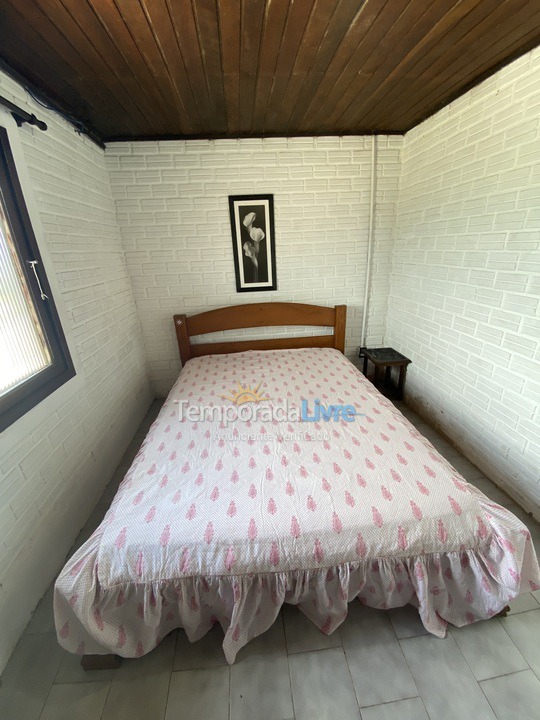 Casa para aluguel de temporada em Passo de Torres (Praia dos Molhes)