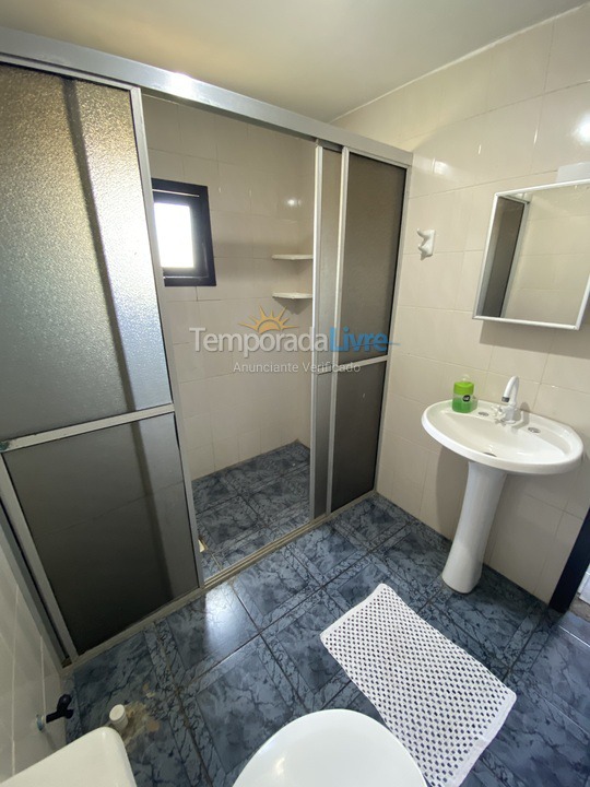 Casa para aluguel de temporada em Passo de Torres (Praia dos Molhes)