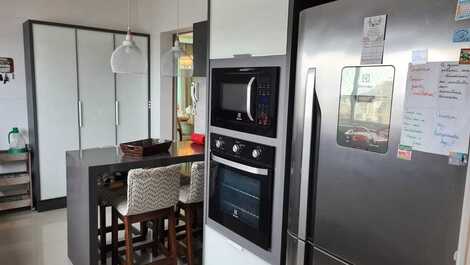 Apartamento de alto nivel en Meia Praia con capacidad para 9 personas