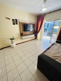 Lindo Apartamento em Meia Praia para Aluguel de Temporada Perto do MAr