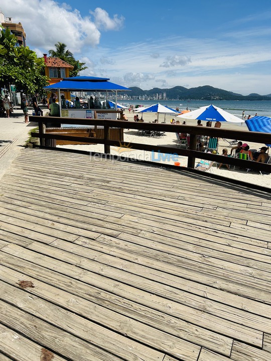 Apartamento para aluguel de temporada em Itapema (Meia Praia)