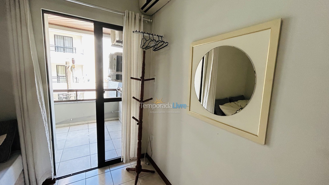 Apartamento para alquiler de vacaciones em Itapema (Meia Praia)