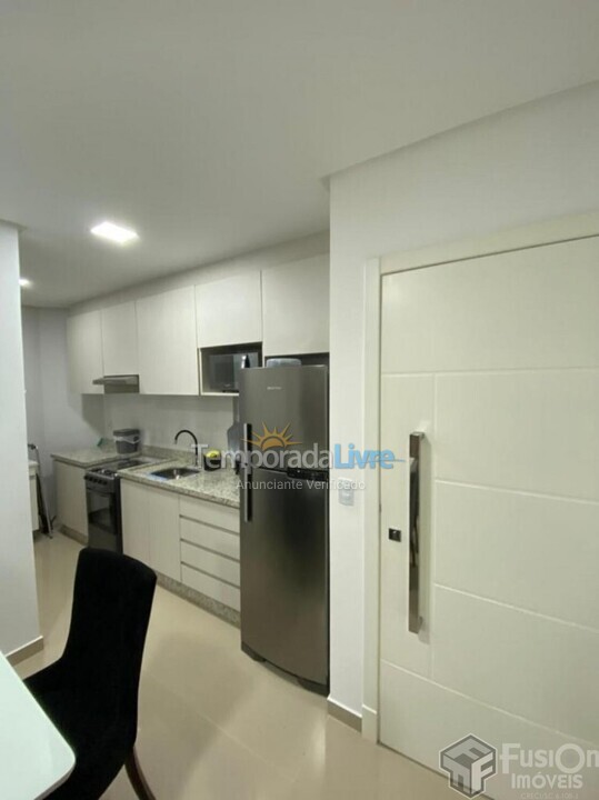 Apartamento para aluguel de temporada em Bombinhas (Canto Grande)