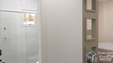 Ground floor apartment with private area, 180m from Mariscal Beach.