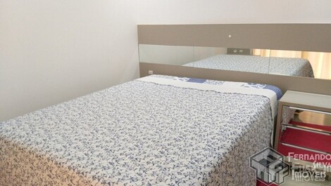 Ground floor apartment with private area, 180m from Mariscal Beach.