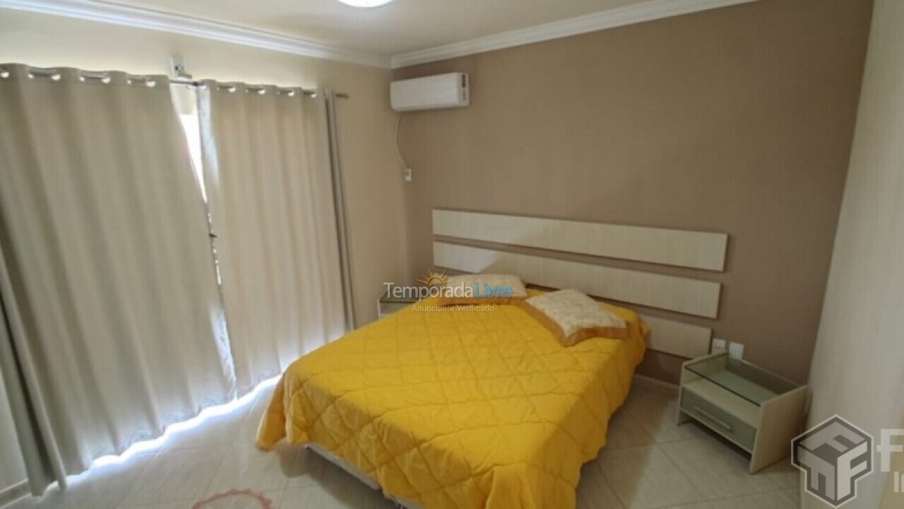 Apartment for vacation rental in Bombinhas (Canto Grande)