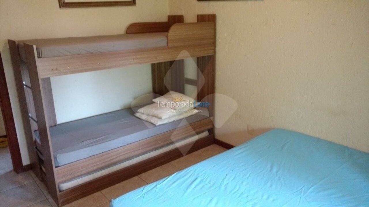 Casa para alquiler de vacaciones em Garopaba (Praia da Ferrugem)