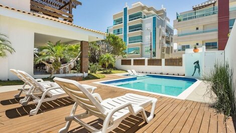 Casa de artista a 60 metros del mar, piscina climatizada, 4 dormitorios.