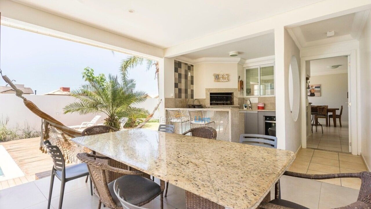 Casa para alquiler de vacaciones em Bombinhas (Canto Grande)