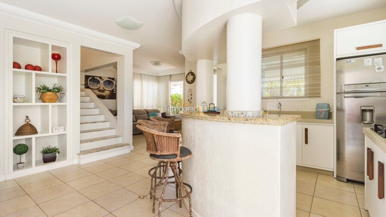 Casa para alquiler de vacaciones em Bombinhas (Canto Grande)