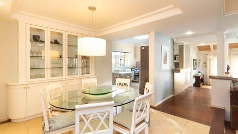 Couse, high standard, pool, gourmet space, 100m from the sandy Mariscal