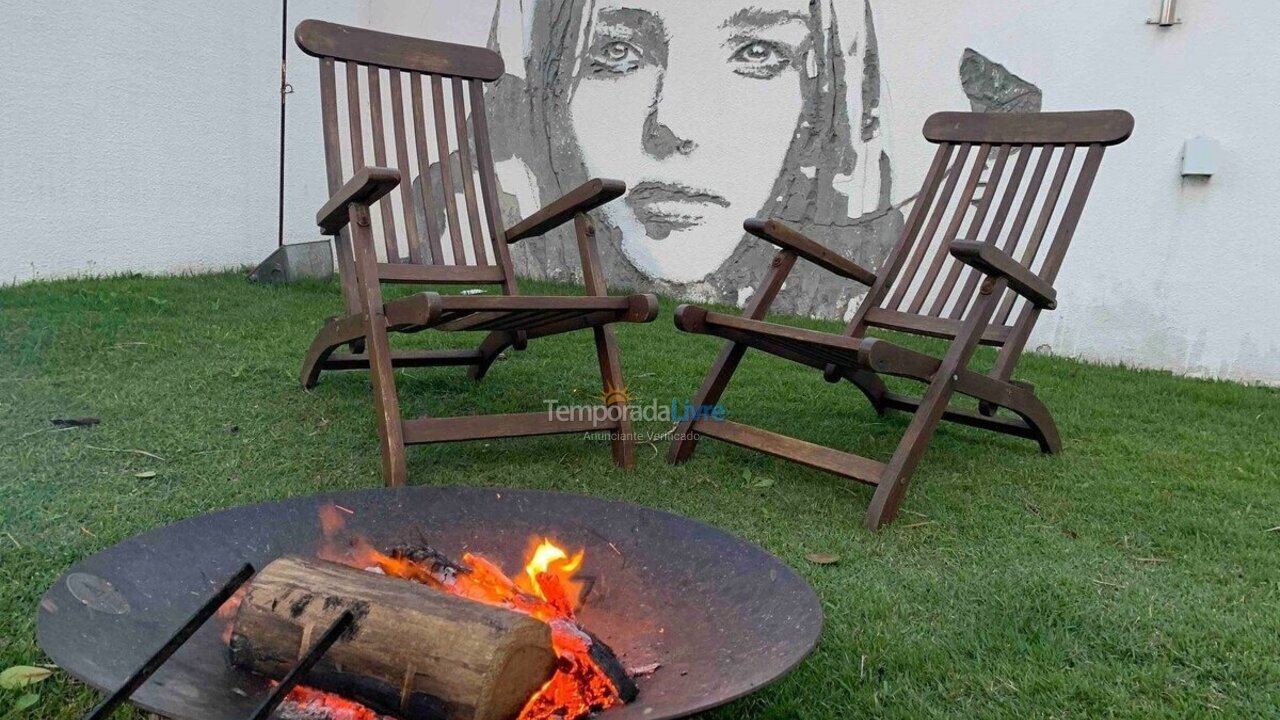 Casa para alquiler de vacaciones em Bombinhas (Canto Grande)