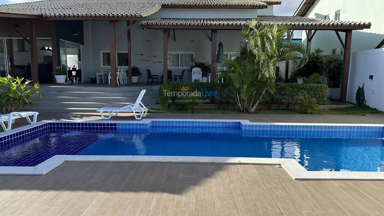 Casa para aluguel de temporada em Camaçari (Praia de Guarajuba)