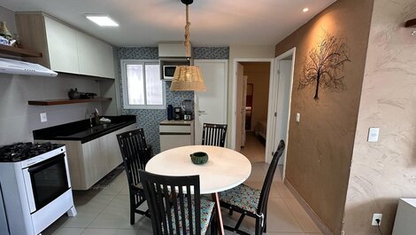 Estudio temático con vistas al mar del noreste