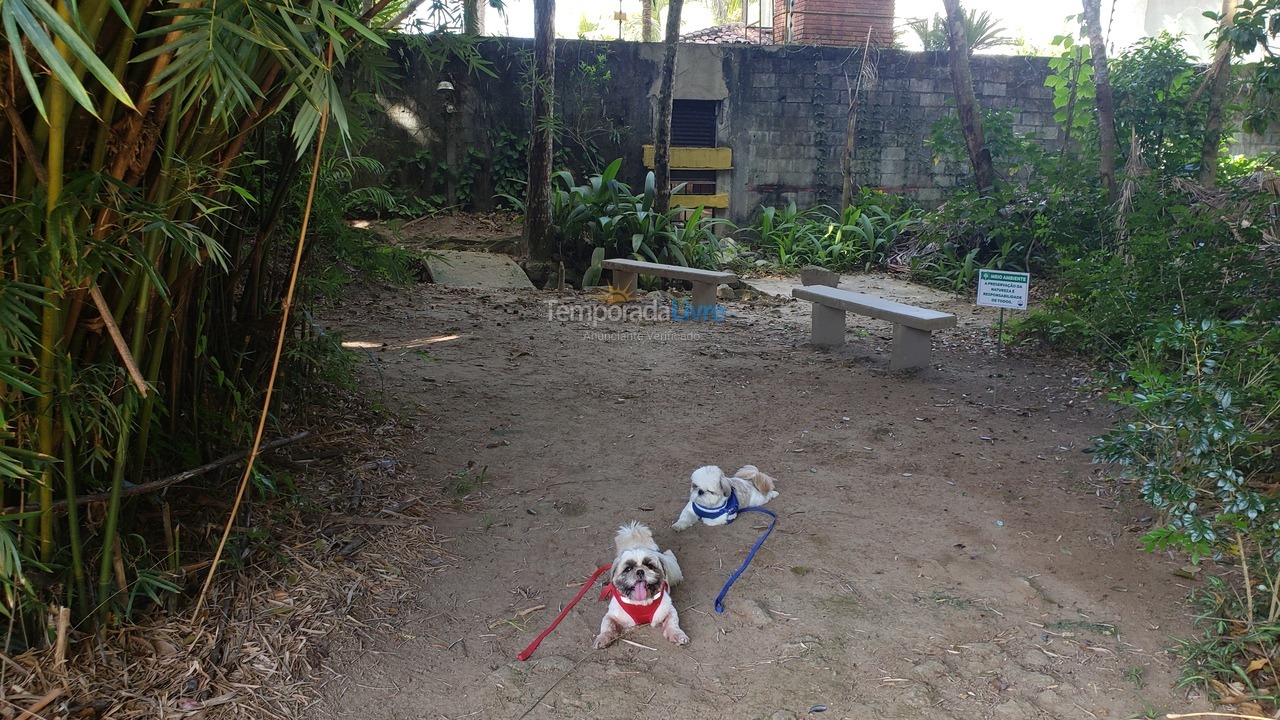 Casa para aluguel de temporada em Guarujá (Praia do Pernambuco)